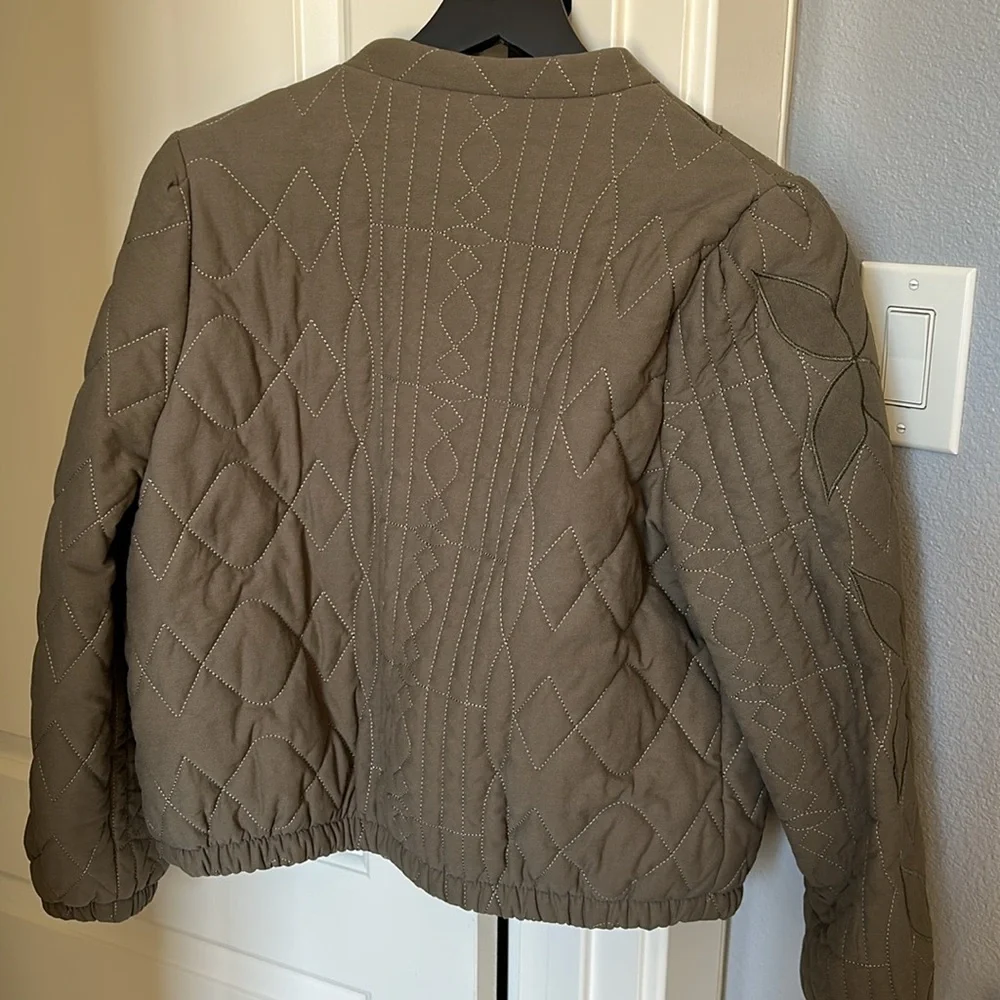 Free People Look alike quilted jacket